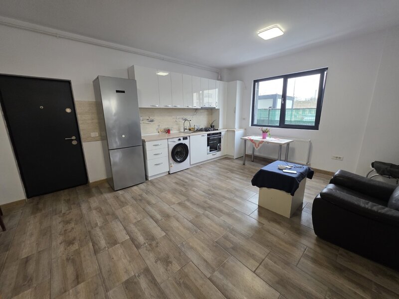 Titanul Nou, strada Drumul Gura Siriului, ap. cu centrala, parcare,