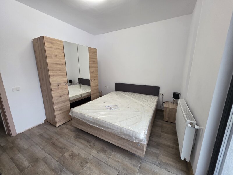 Titanul Nou, strada Drumul Gura Siriului, ap. cu centrala, parcare,